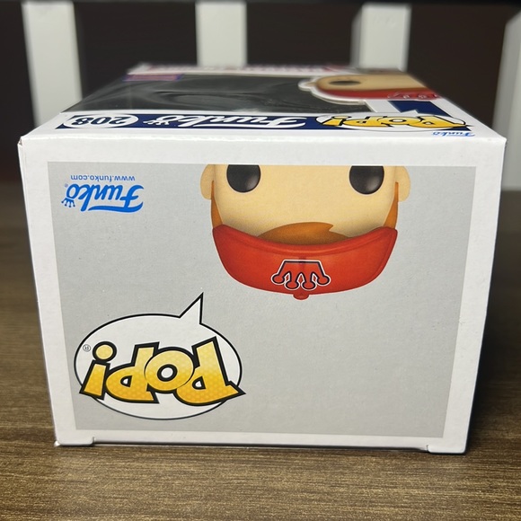 Funko POP! Freddy Funko, Baseball Freddy 208 - Picture 7 of 7